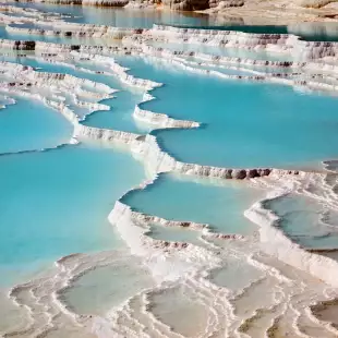 Travertine pools and terraces at Pamukkale hot springs, Turkey