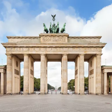 Brandenburg Gate during daylight in Berlin, Germany