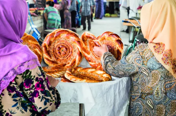 Traditional lavash flat-bread at local bazaar in Uzbekistan 