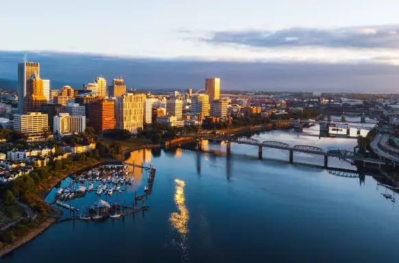 Cityscape and view of river in Portland, Oregon