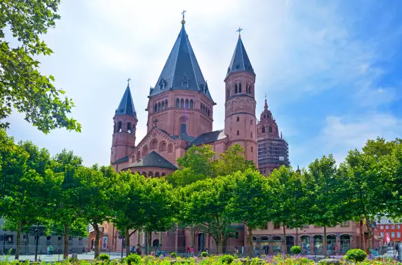 Roman Catholic cathedral in the city of Mainz, Germany