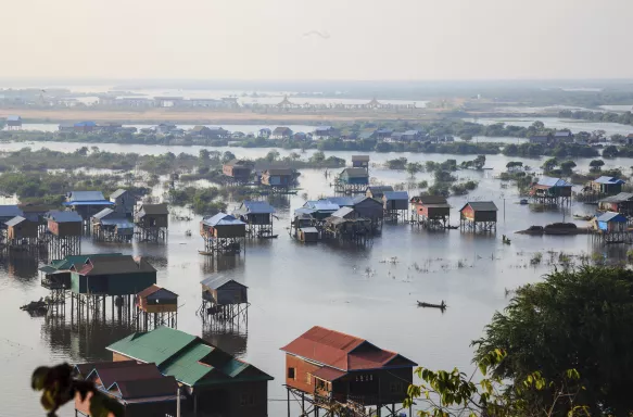 Houses on Tonlé Sap lake in Siem Reap, Cambodia