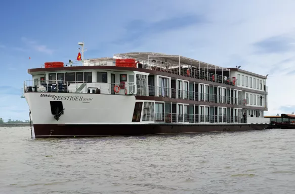 Front shot of the Mekong Prestige 2 ship