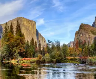 View of cliffs, trees and water in Yosemite National Park, California, USA