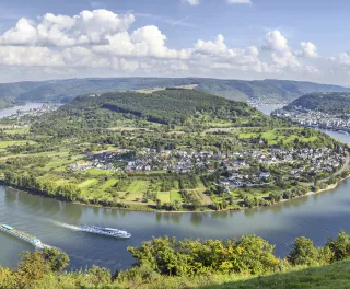 Picturesque bend of the river Rhine near the town Filsen, Germany, Rhineland-Palatinate