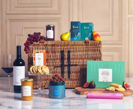 Harrods classic gift hamper