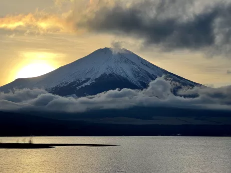 Stunning view of Mount Fuji and Lake Kawaguchi at sunset in Japan